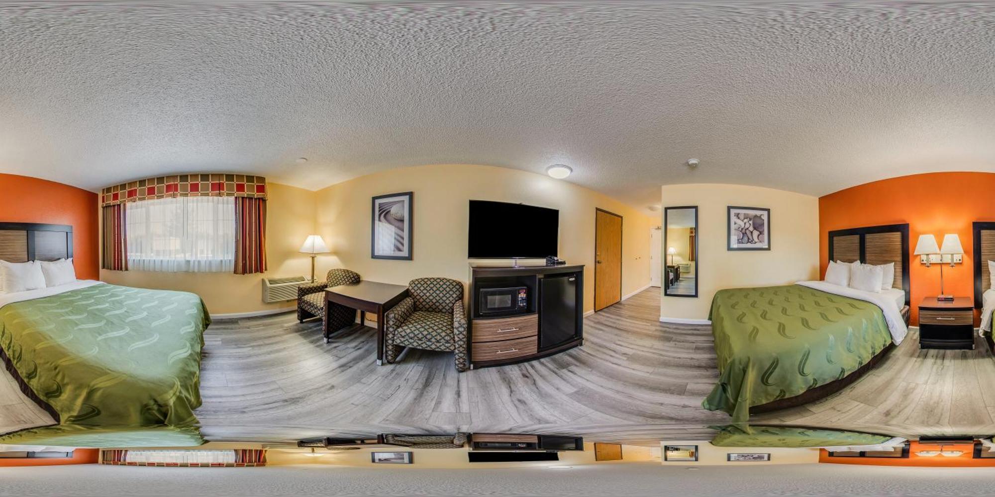 Quality Inn & Suites Medford Airport Exteriör bild